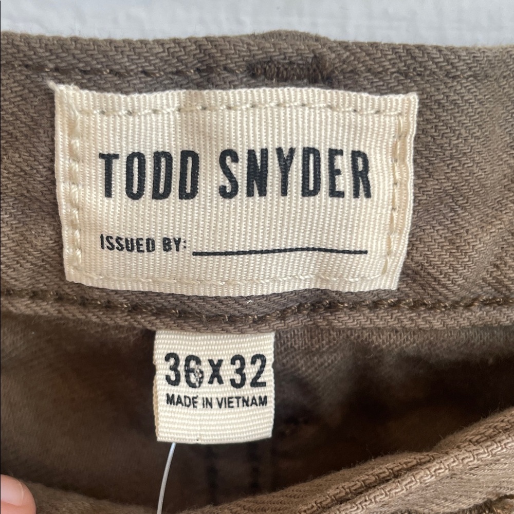 NEW Men’s Todd Snyder Slim Garment-Dyed Jean in Olive - Picture 9 of 16